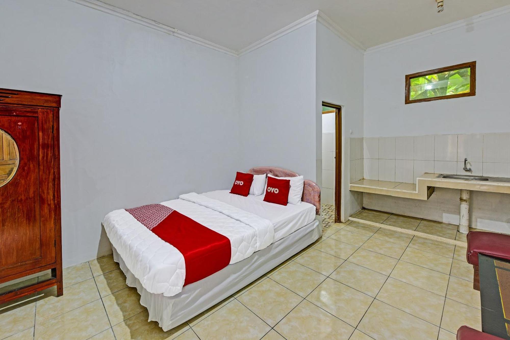 Spot On 91372 Wisma Bulin Purwokerto Esterno foto